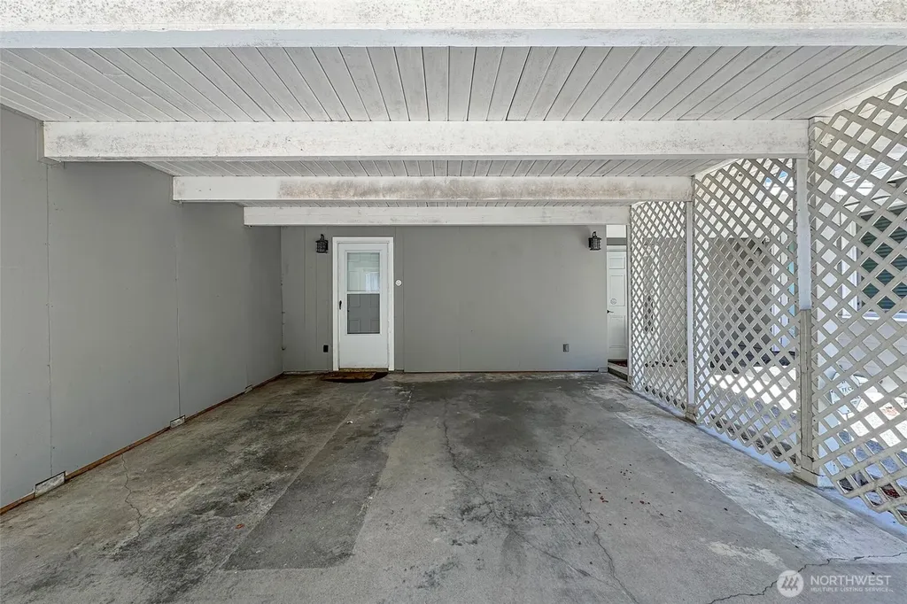 619 E Park Avenue Port Angeles WA 98362
