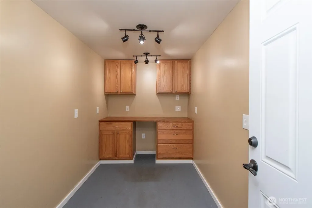 619 E Park Avenue Port Angeles WA 98362
