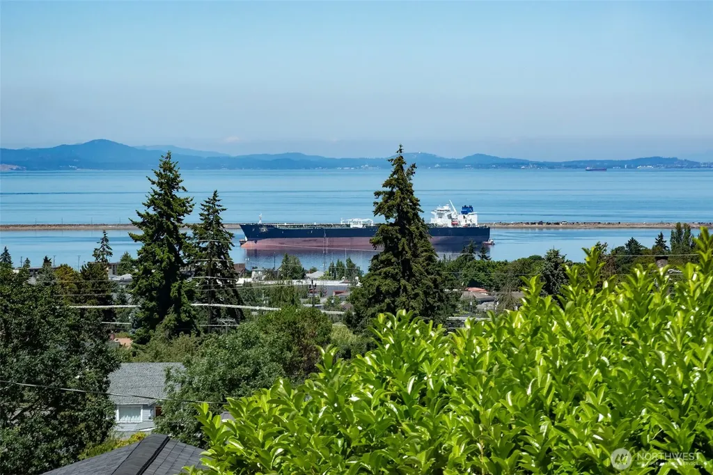 619 E Park Avenue Port Angeles WA 98362