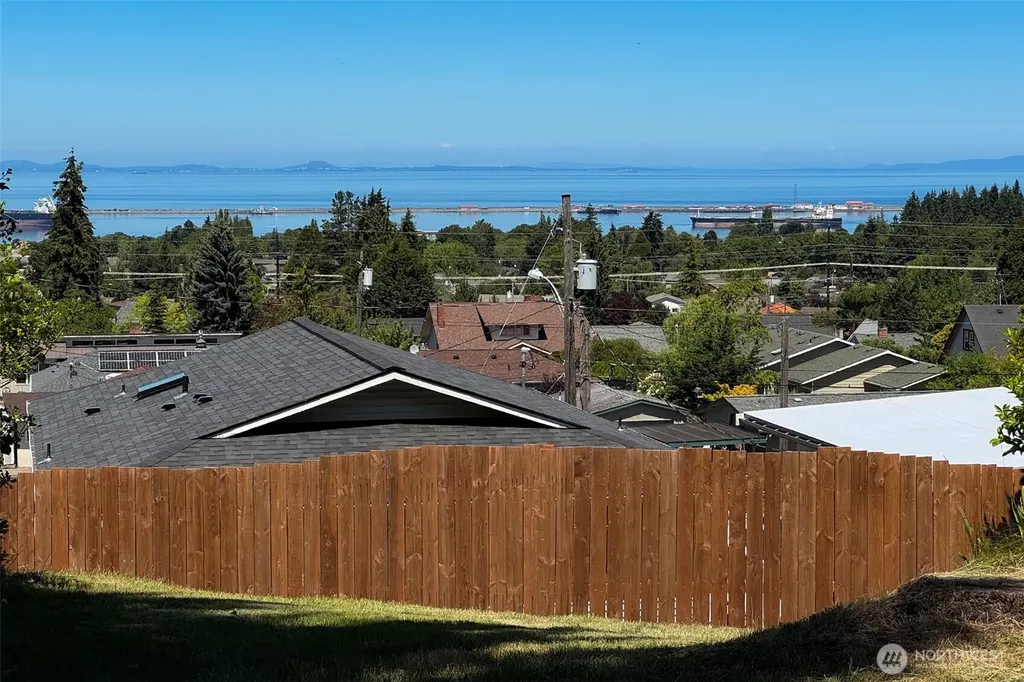 619 E Park Avenue Port Angeles WA 98362