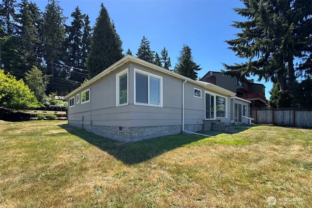619 E Park Avenue Port Angeles WA 98362