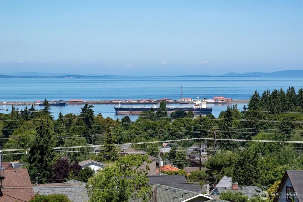 619 E Park Avenue Port Angeles WA 98362