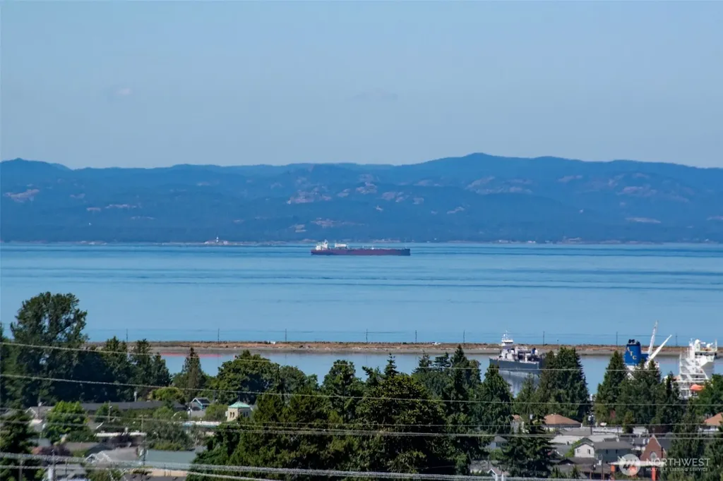 619 E Park Avenue Port Angeles WA 98362