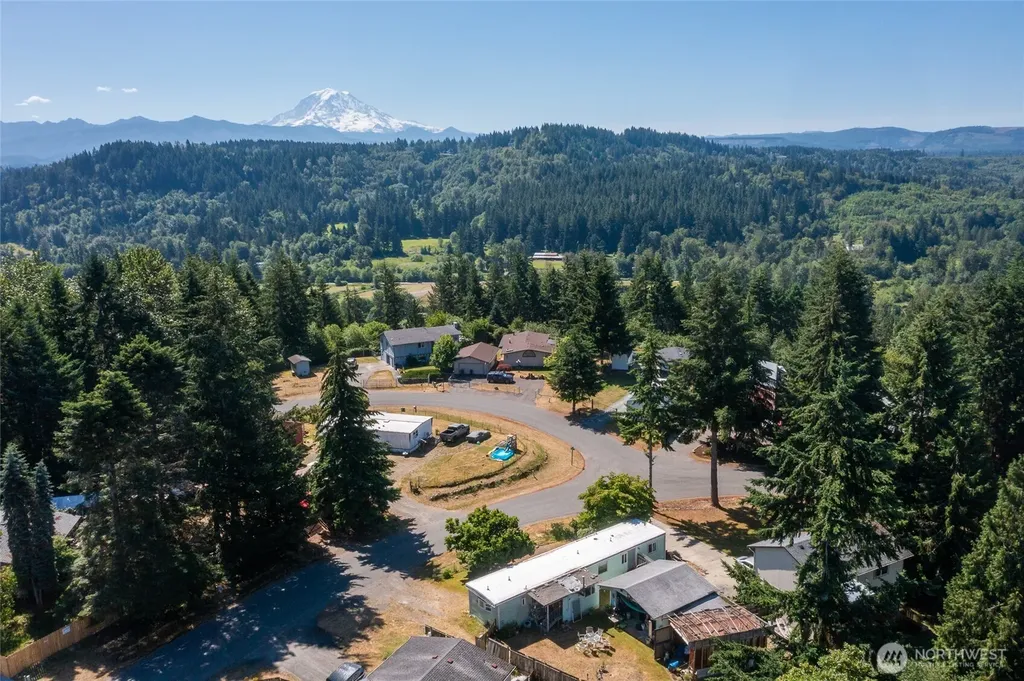 12818 228th Avenue E Bonney Lake WA 98391