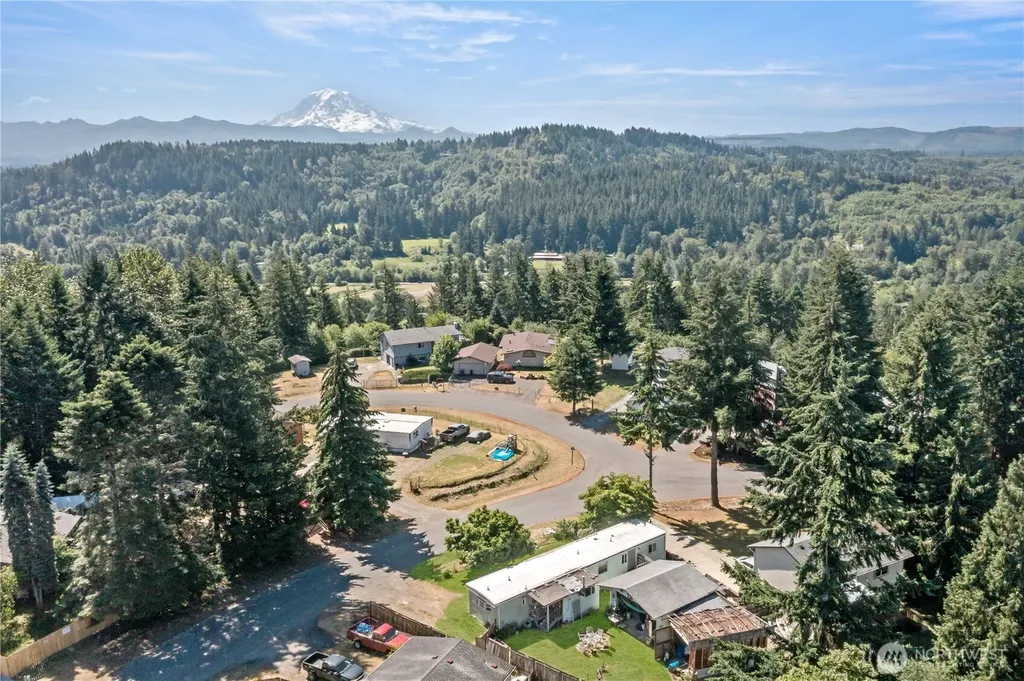 12818 228th Avenue E Bonney Lake WA 98391
