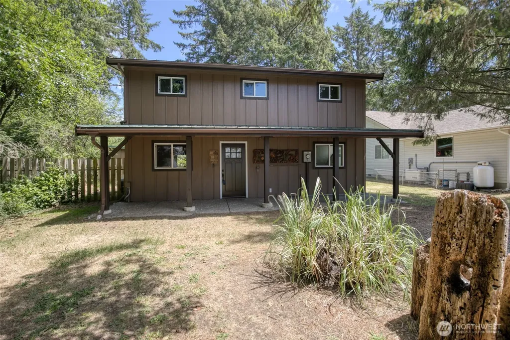 130 Octopus Avenue NE Ocean Shores WA 98569