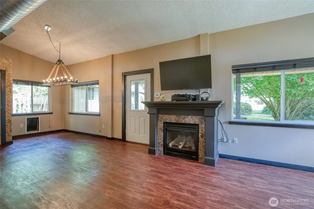 130 Octopus Avenue NE Ocean Shores WA 98569