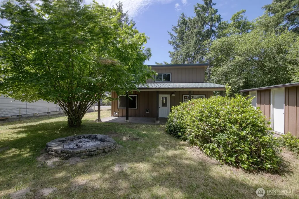 130 Octopus Avenue NE Ocean Shores WA 98569
