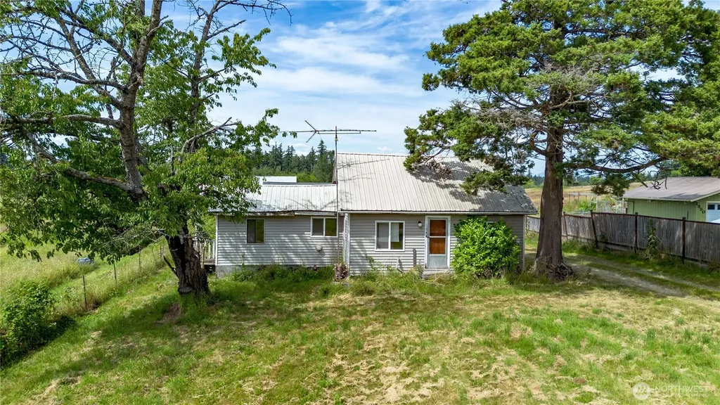 1948 Central Road Everson WA 98247