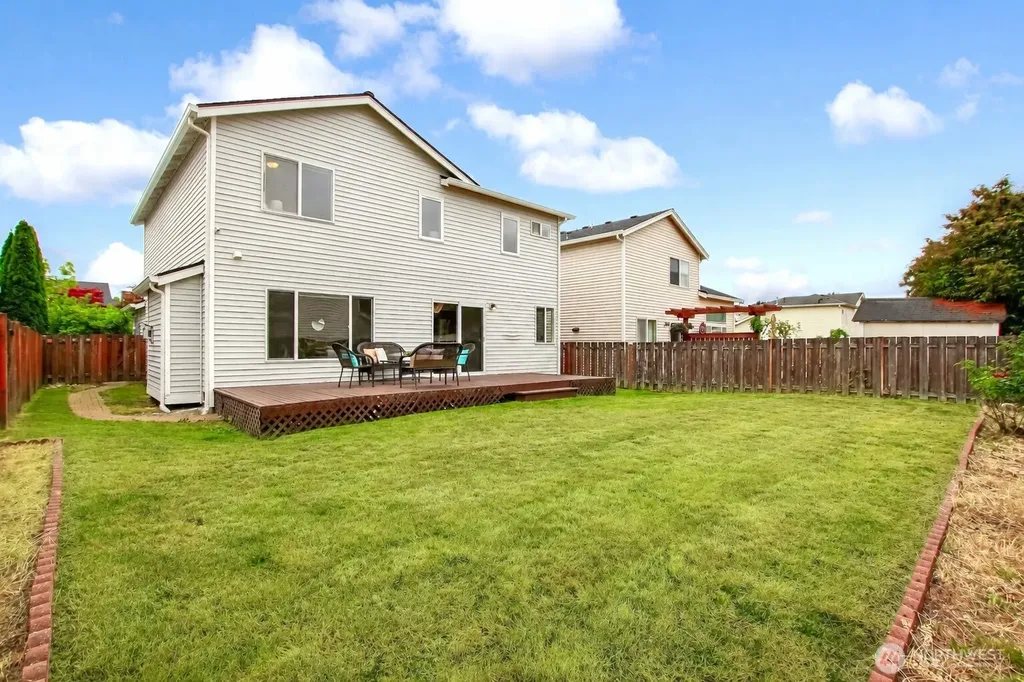 24240 SE 10th Place Sammamish WA 98075
