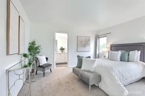 24240 SE 10th Place Sammamish WA 98075