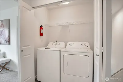 24240 SE 10th Place Sammamish WA 98075