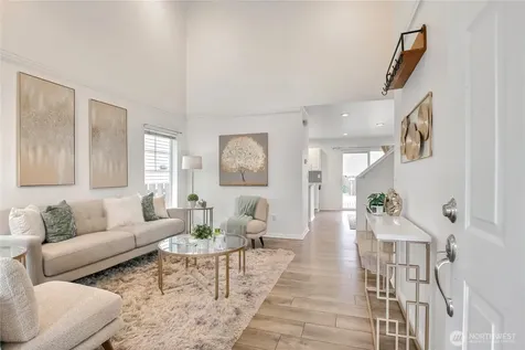 24240 SE 10th Place Sammamish WA 98075
