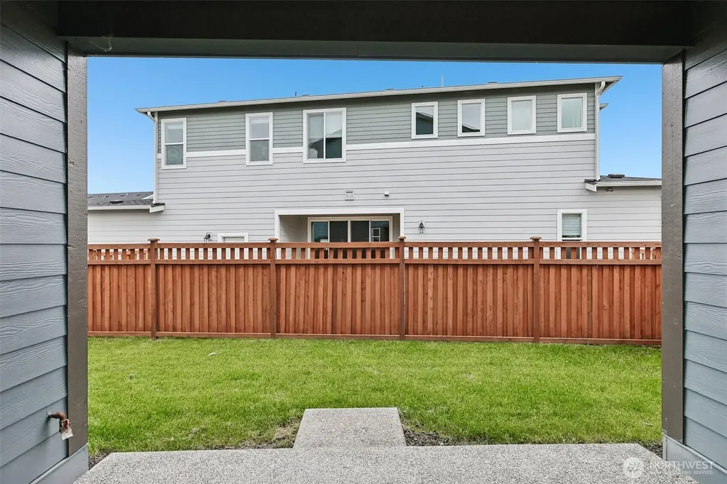 15332 208th Avenue E Bonney Lake WA 98391