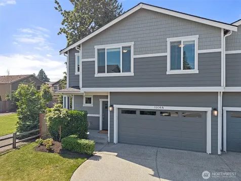 1208 170th St SW #A Lynnwood WA 98037
