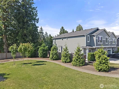 1208 170th St SW #A Lynnwood WA 98037