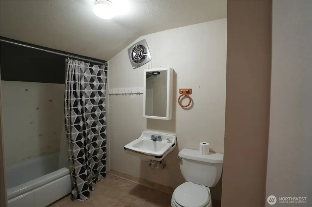 4508 S Lawrence Street Tacoma WA 98409