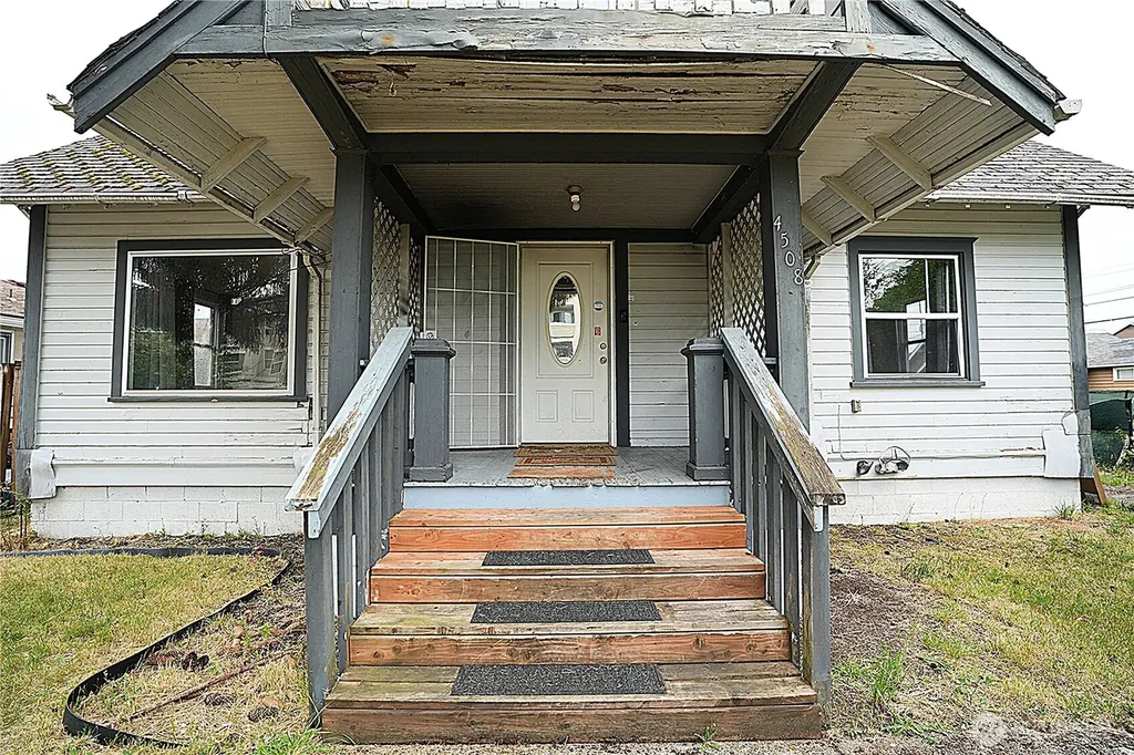 4508 S Lawrence Street Tacoma WA 98409