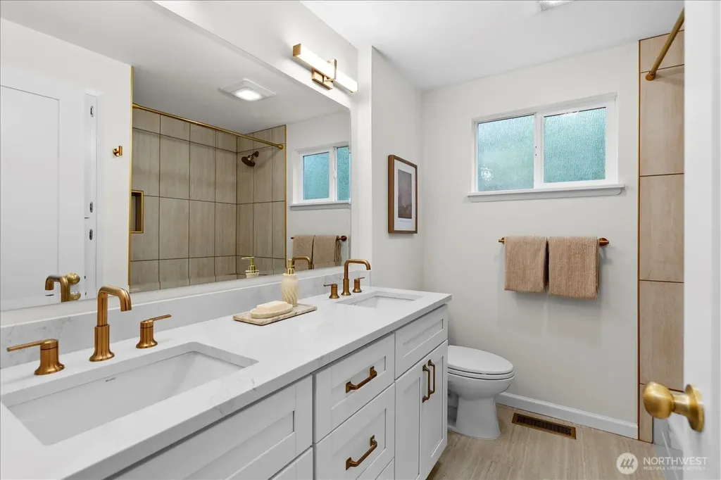 8104 Sierra Drive Edmonds WA 98026