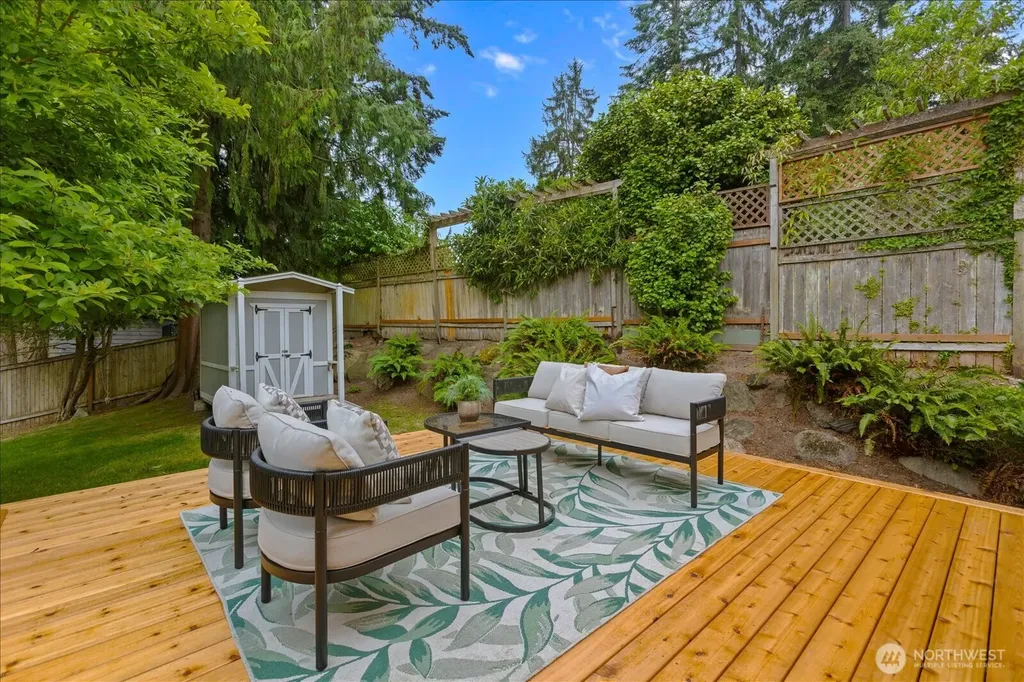 8104 Sierra Drive Edmonds WA 98026