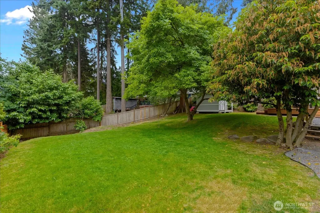 8104 Sierra Drive Edmonds WA 98026