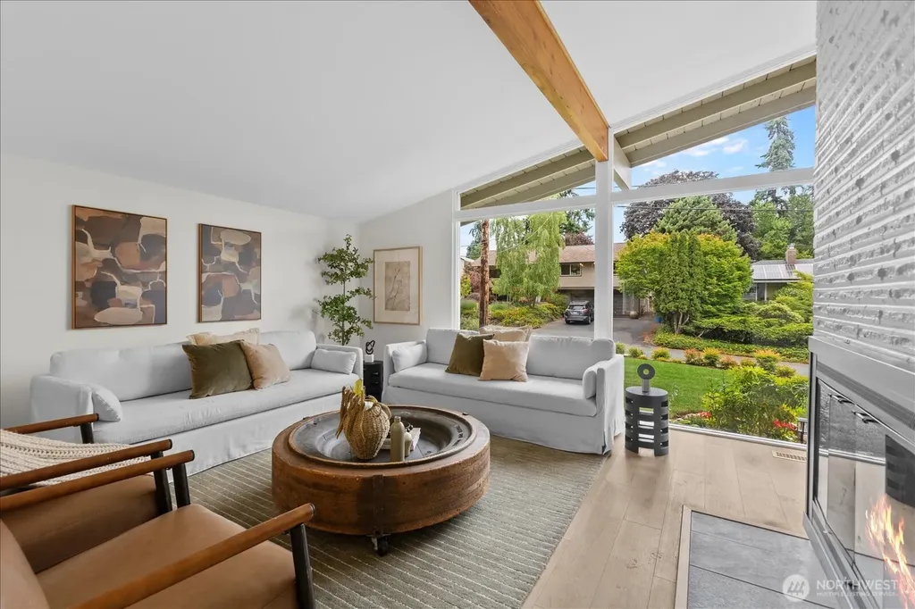 8104 Sierra Drive Edmonds WA 98026