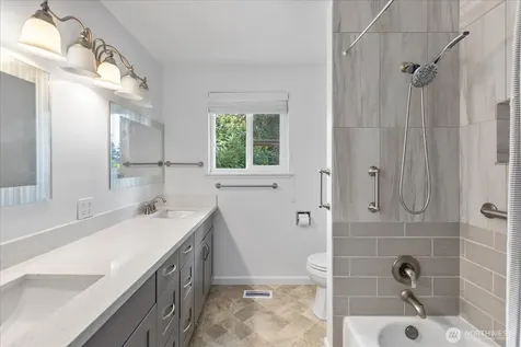 17925 57th Court W Lynnwood WA 98037