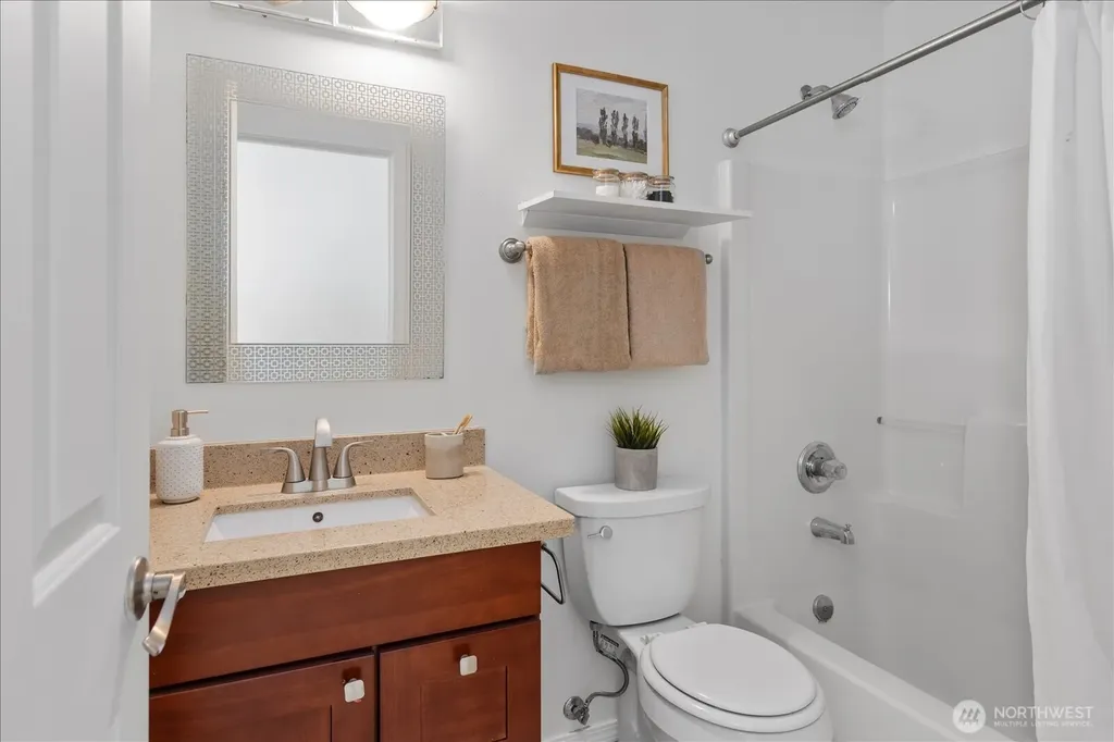 13716 Midvale Avenue N Seattle WA 98133