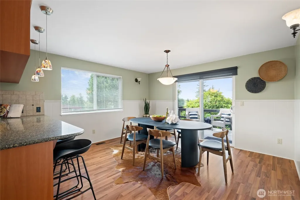 14630 4th Avenue S Burien WA 98168