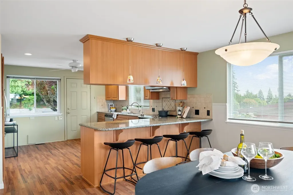 14630 4th Avenue S Burien WA 98168