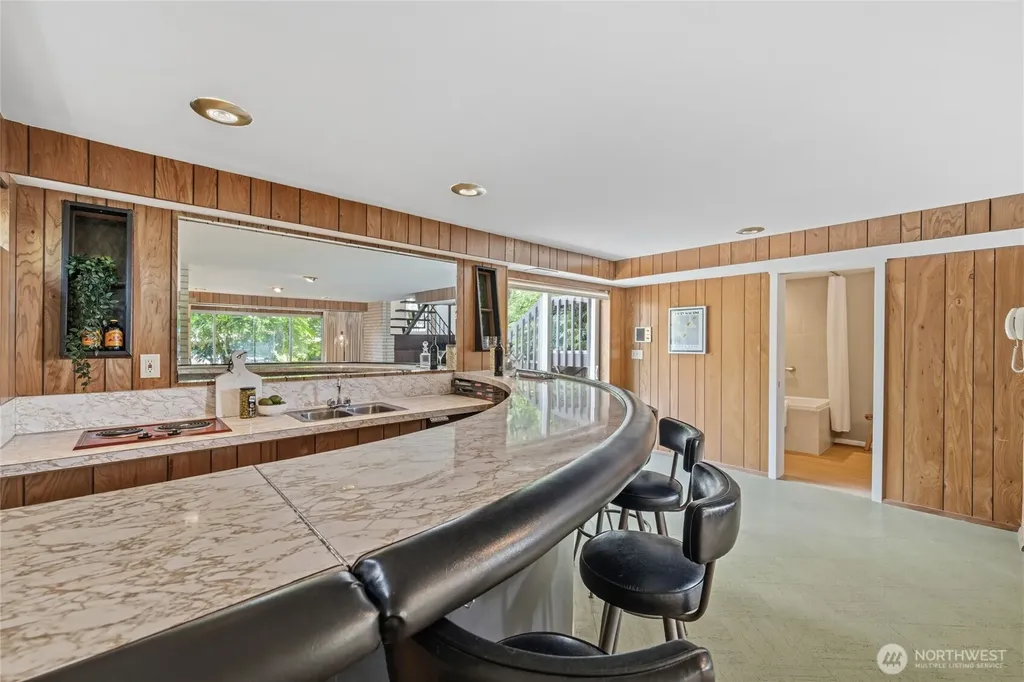 14630 4th Avenue S Burien WA 98168