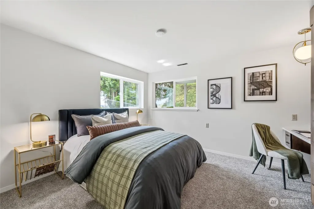 14630 4th Avenue S Burien WA 98168