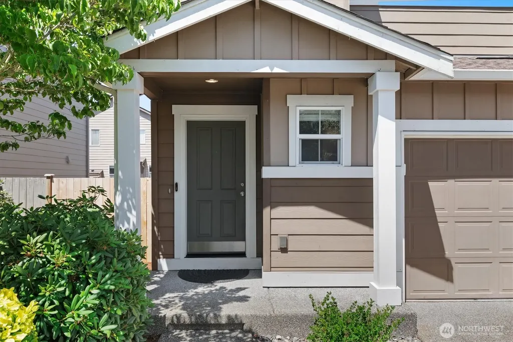 19516 SE 270th Place Covington WA 98042