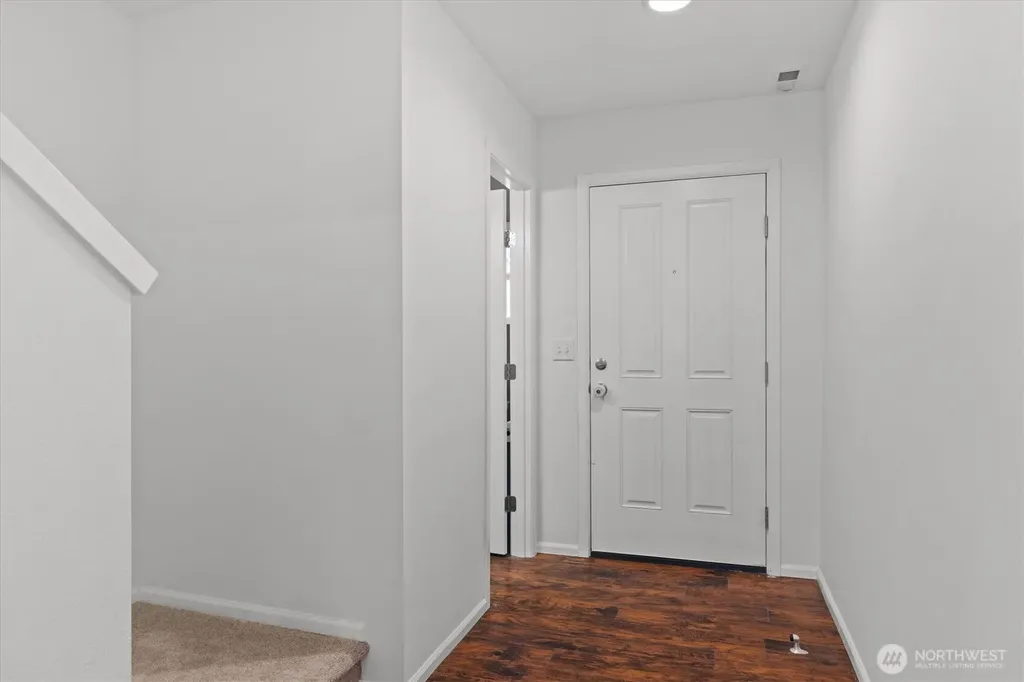 19516 SE 270th Place Covington WA 98042