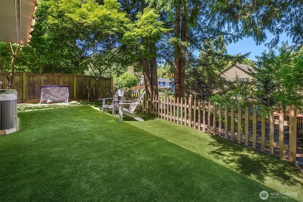2322 NE 92nd Street Seattle WA 98115