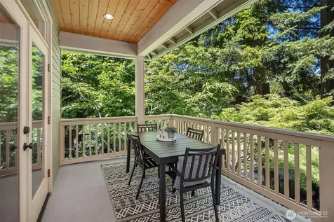 2322 NE 92nd Street Seattle WA 98115