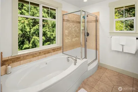 2322 NE 92nd Street Seattle WA 98115