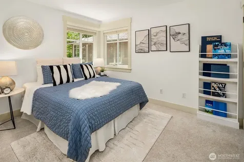 2322 NE 92nd Street Seattle WA 98115