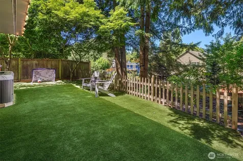 2322 NE 92nd Street Seattle WA 98115