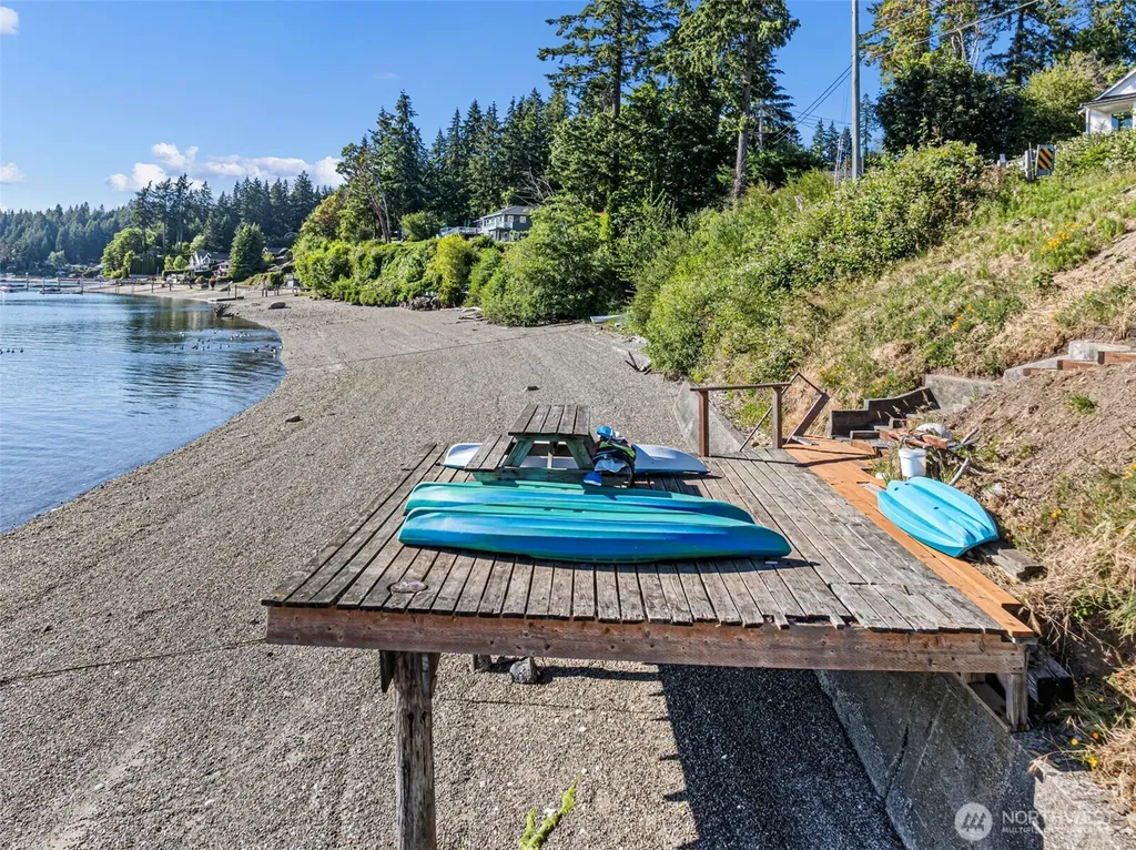 6139 Cromwell Dr NW Gig Harbor WA 98335