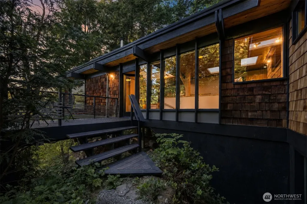 263 Chuckanut Point Road Bellingham WA 98229