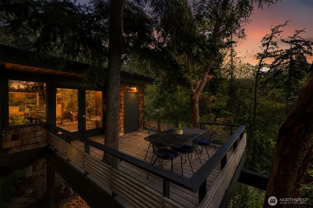 263 Chuckanut Point Road Bellingham WA 98229