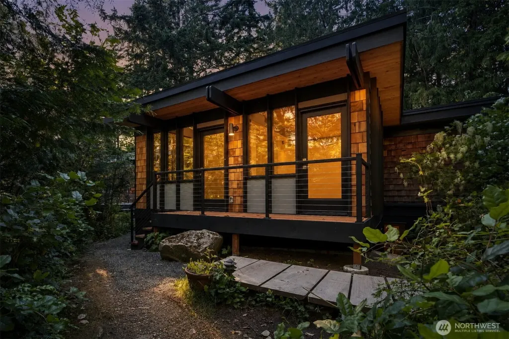 263 Chuckanut Point Road Bellingham WA 98229