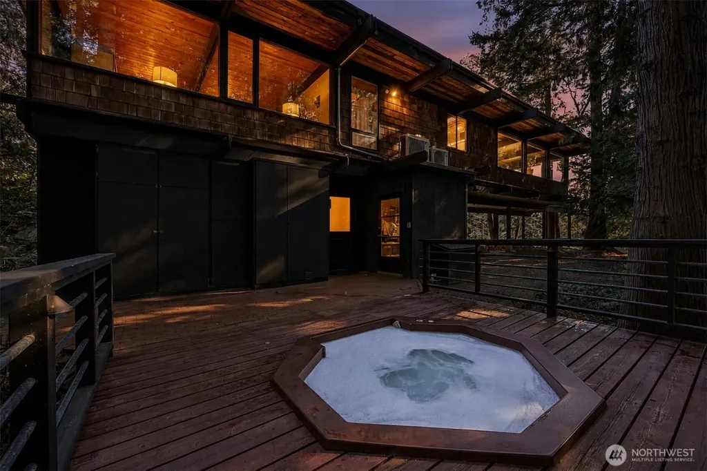 263 Chuckanut Point Road Bellingham WA 98229