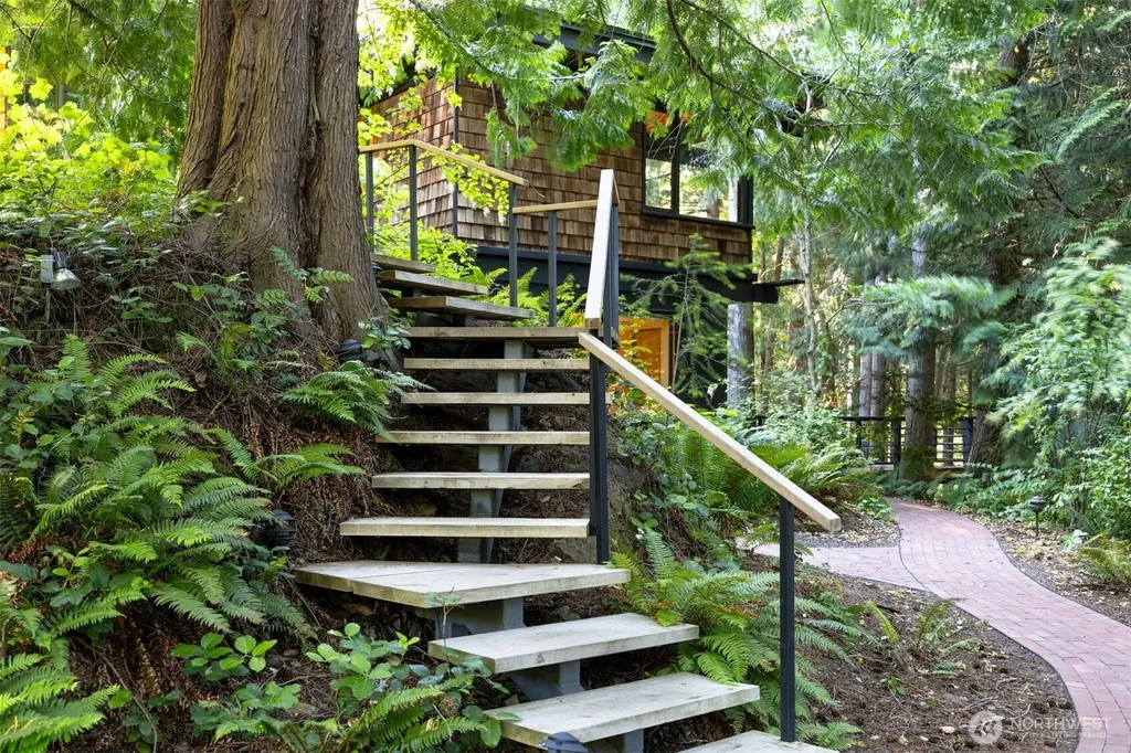 263 Chuckanut Point Road Bellingham WA 98229