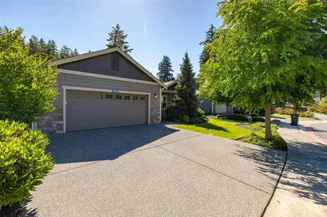 1894 Silver Loop Mount Vernon WA 98274