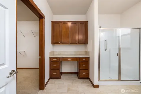 1894 Silver Loop Mount Vernon WA 98274