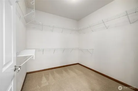 1894 Silver Loop Mount Vernon WA 98274