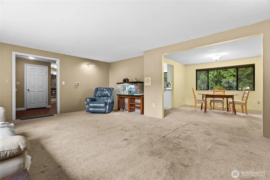 28224 105th Avenue SE Auburn WA 98092