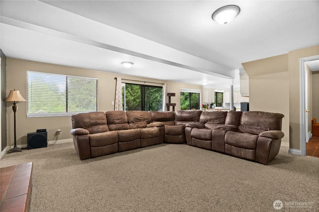 28224 105th Avenue SE Auburn WA 98092